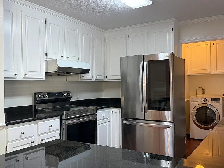 209 Marlowe Dr — Photo 8
