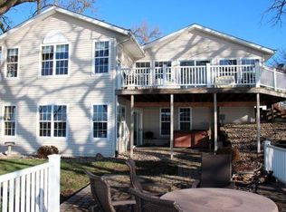 16860 255th Ave, Spirit Lake, IA 51360