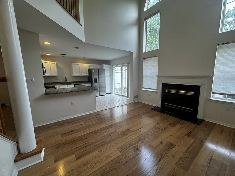 102 Wellington Park Dr — Photo 7