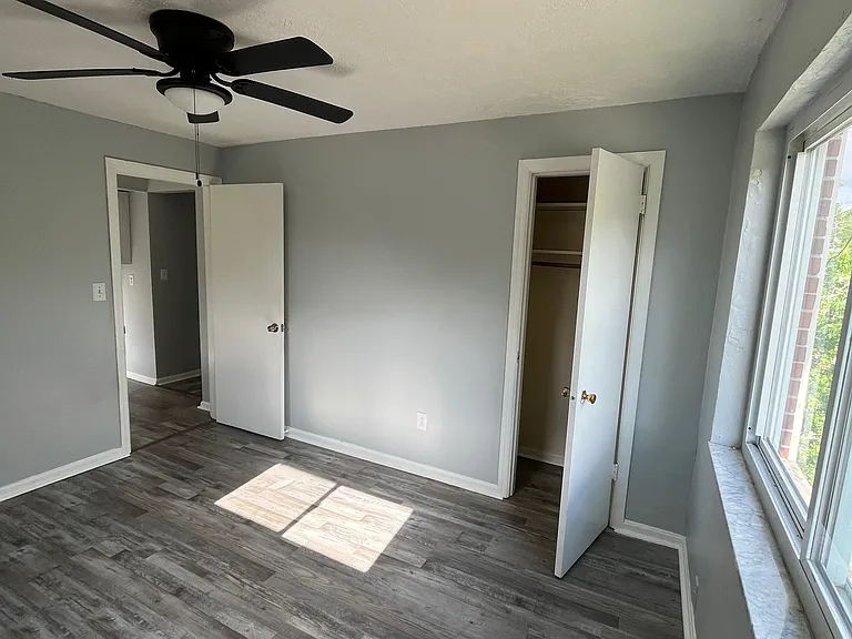 2187 Westwood Northern Blvd — Photo 6