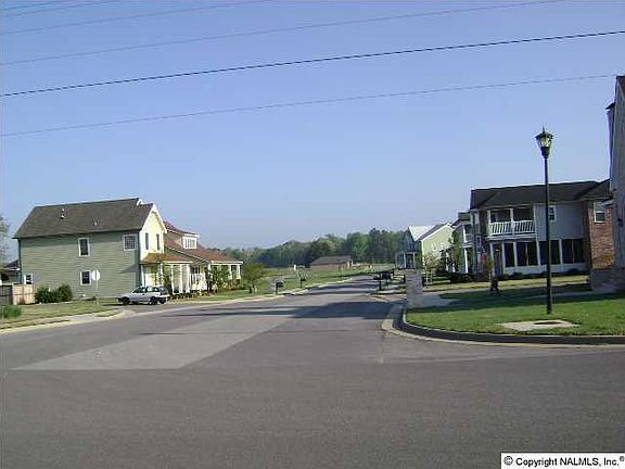 3rd image of 1804 Angel Way NW