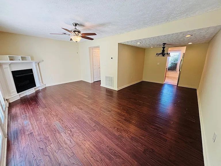309 Fairfax Rd — Photo 12