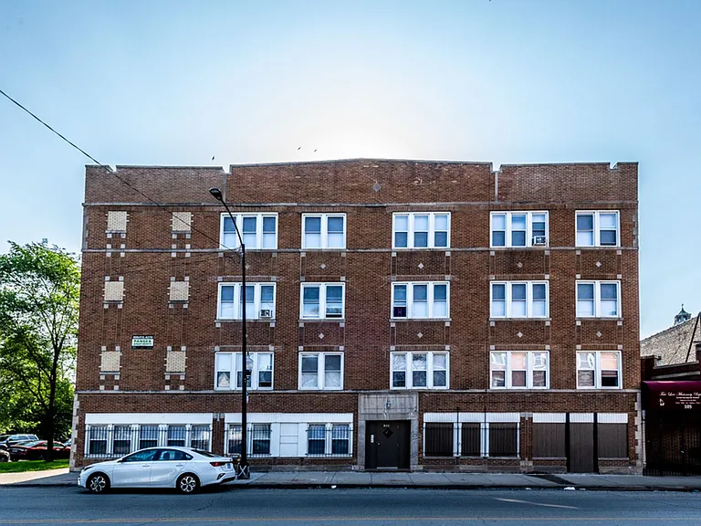109 N Laramie Ave — Photo 26