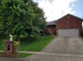 208 Bernie Trl, Nicholasville, KY 40356