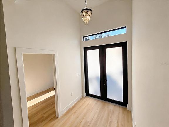 4th image of 2524 WALLER ROAD