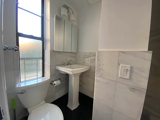 Rented by Corcoran | media 22