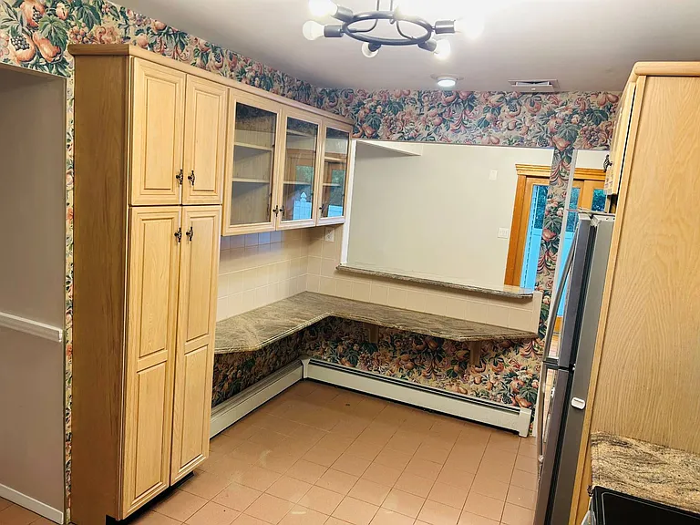 63 S 6th St — Photo 6
