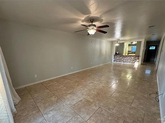 3rd image of 101 Yuma Ave