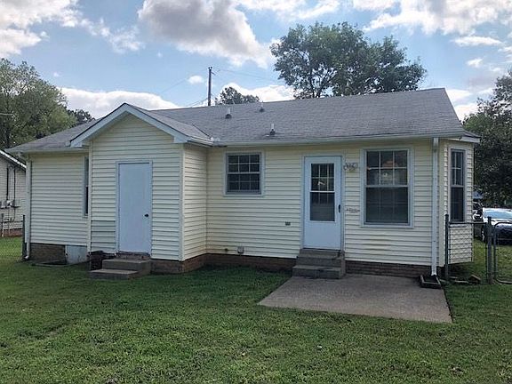 4th image of 1490 Nichols Dr