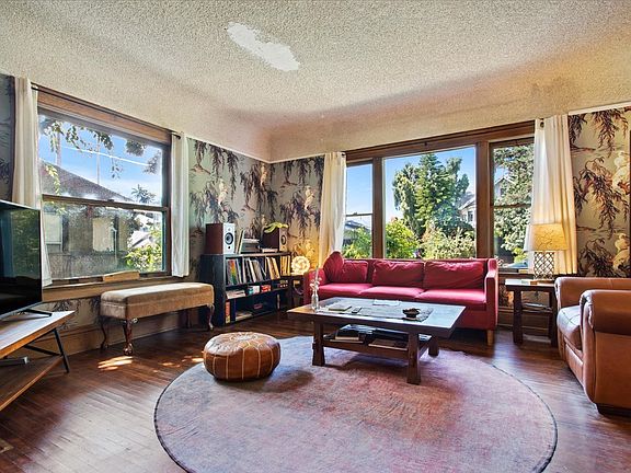 3rd image of 215 N Avenue 56 #10