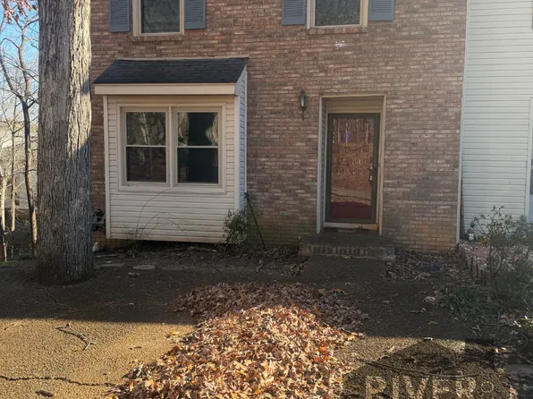 212 Woodcastle Dr, Florence, AL 35630