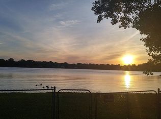 1707 Hamilton Dr, Bloomfield Hills, MI 48302