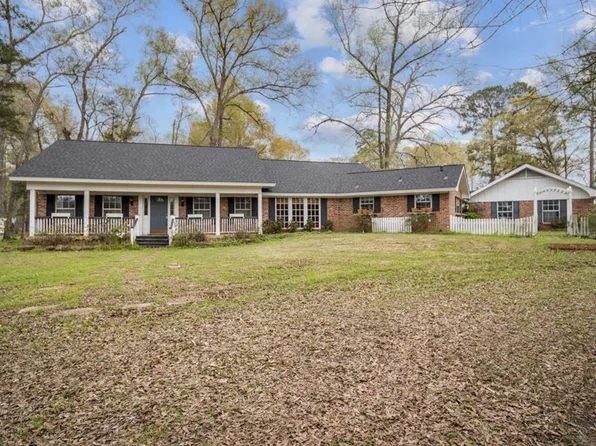 265 Burt Dr, Nacogdoches, TX 75965