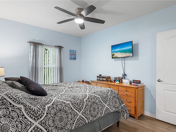 5th image of 5095 Fairways Cir APT I102