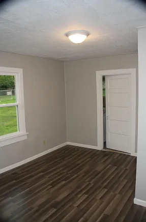 1513 Layman St — Photo 7
