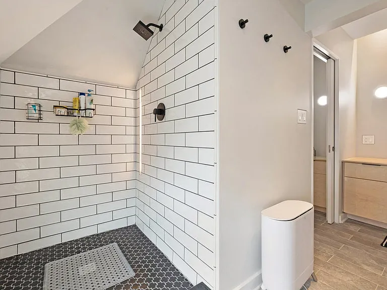 Full Bath