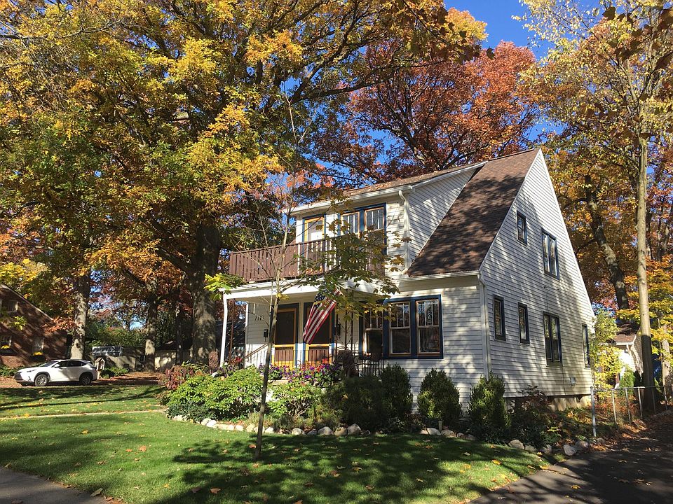 1st image of 710 Pauline Blvd #2