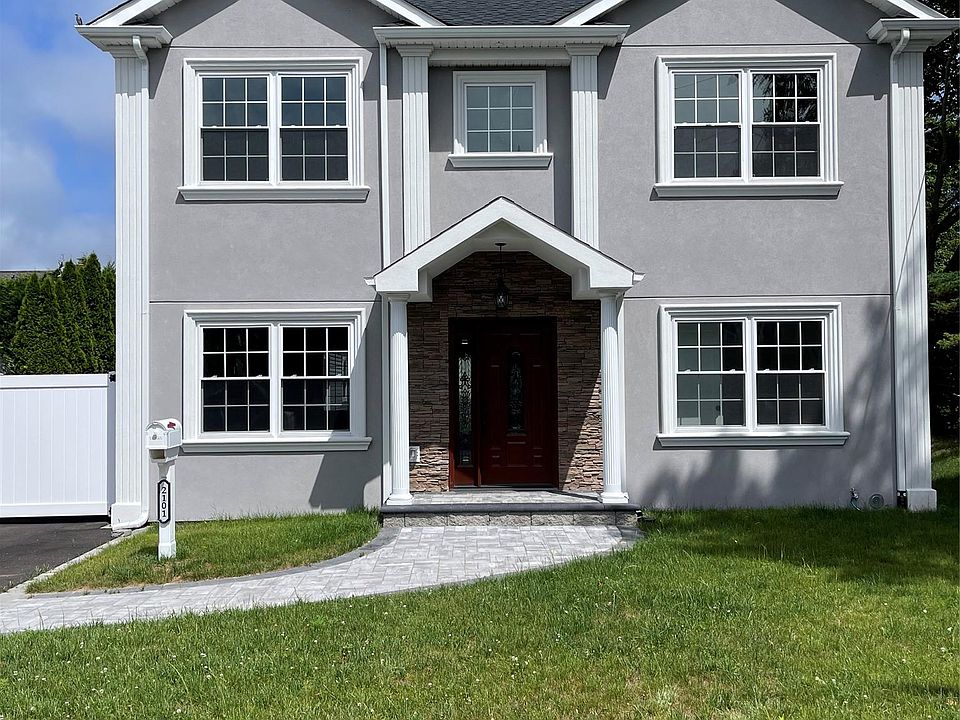 1st image of 2101 Fir Street
