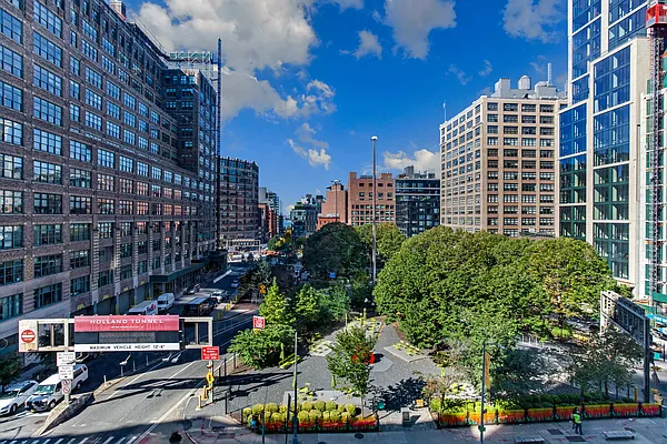 Rented by Compass | media 3