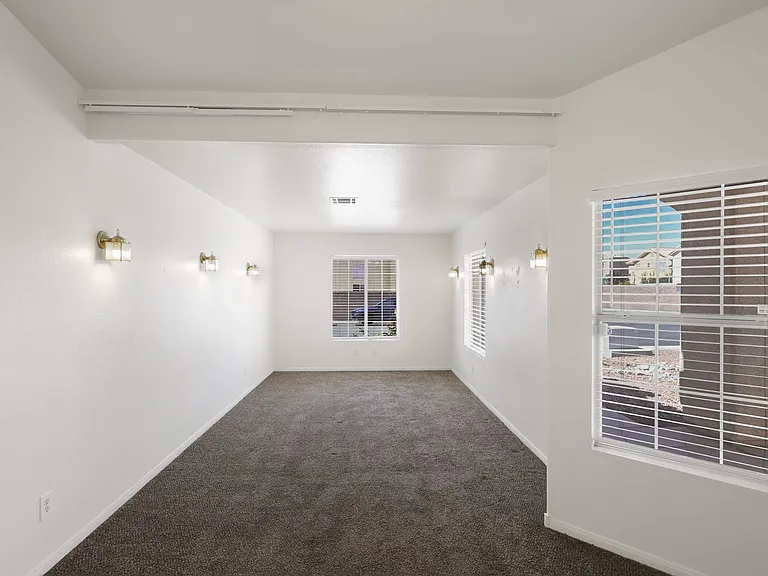 9892 Vermillion Cliffs Ave — Photo 15