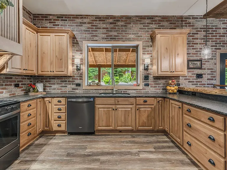 3141 N Riley Creek Rd — Photo 18