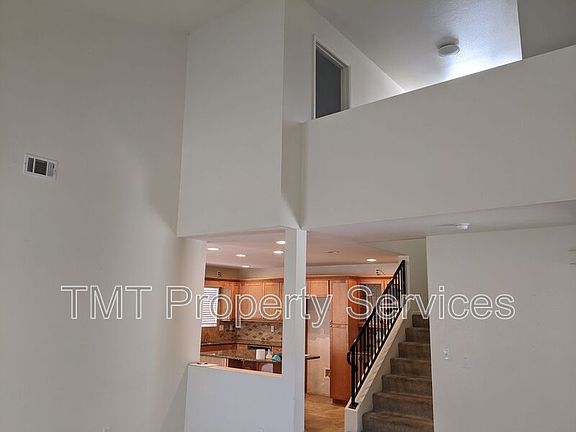 5th image of 2537 Brunswick Dr