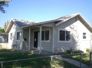 2202 Strivens Ave, Modesto, CA 95350