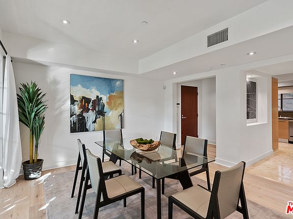 3rd image of 8788 Shoreham Dr APT 11