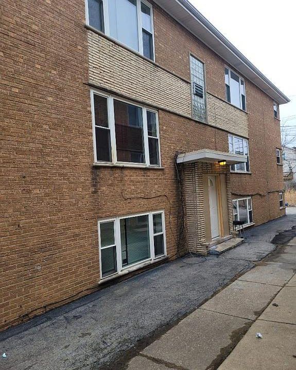 1st image of 12442 Fairview Ave