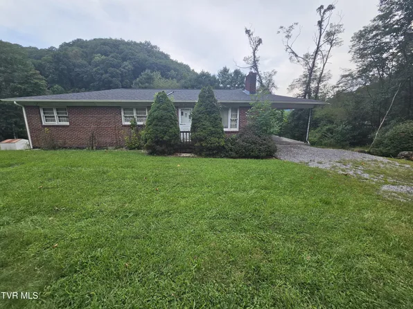 847 East Ave, Richlands, VA 24641