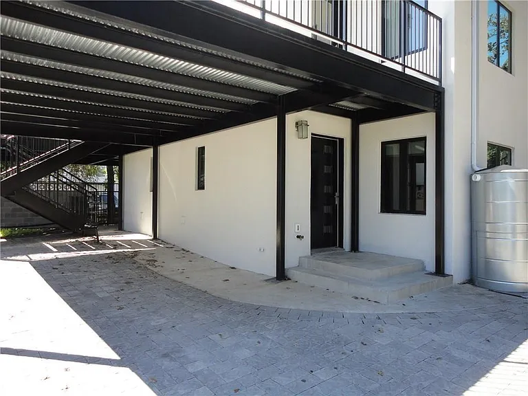 3311 Speedway #B — Photo 23