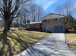 2400 Verdun Hts, Bluefield, WV 24701