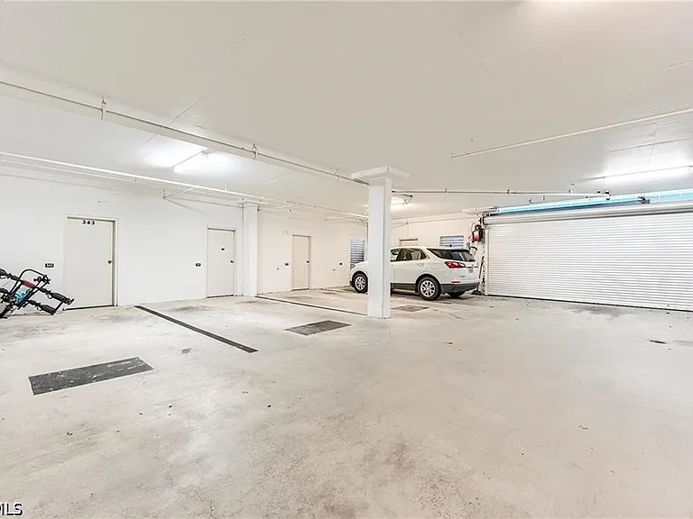 4183 Bay Beach Ln #375 — Photo 35