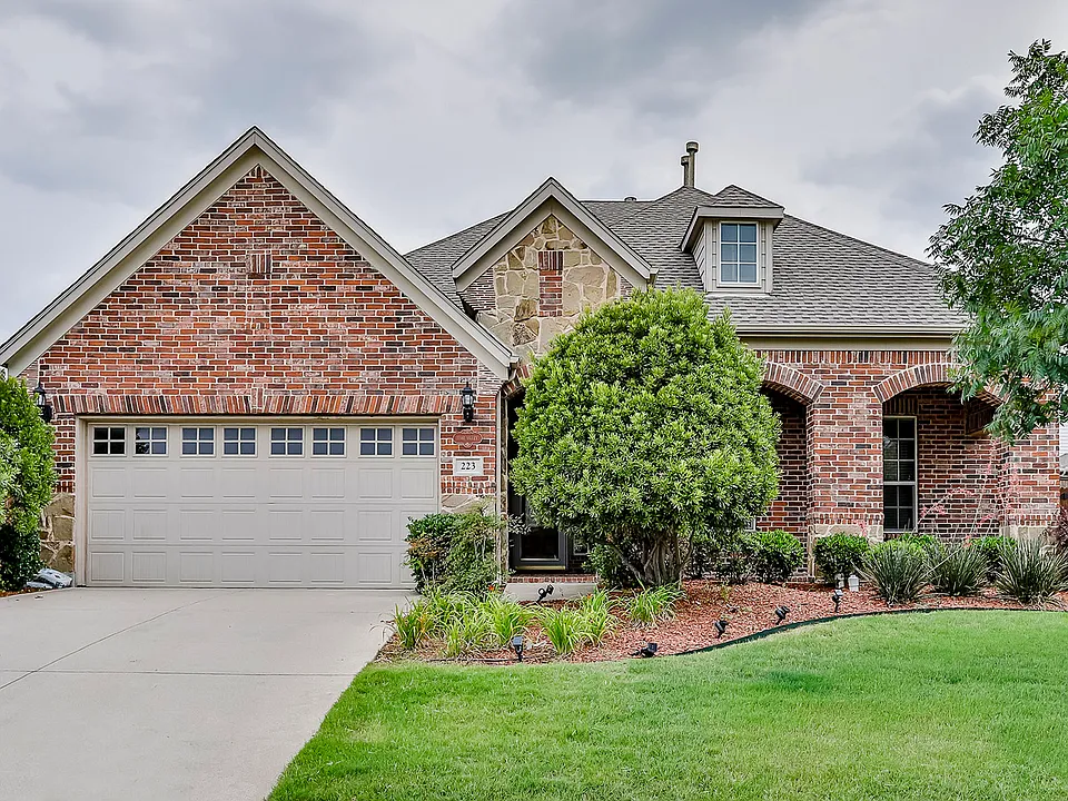 223 Aspen Ln