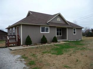 225 Cornell St, Gassville, AR 72635