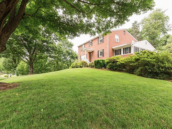 4th image of 7003 Ardmore Dr