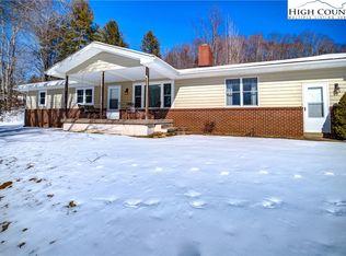 3689 Old Us Highway 421, Vilas, NC 28692