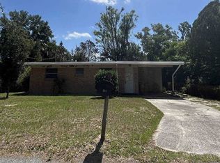 240 Westwood Ave, Winter Haven, FL 33880