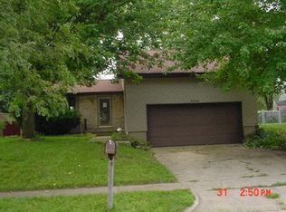 3204 Bluebird Dr, Decatur, IL 62526