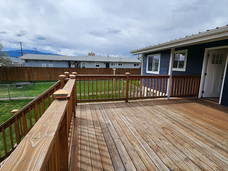 2345 Benton Ave — Photo 24