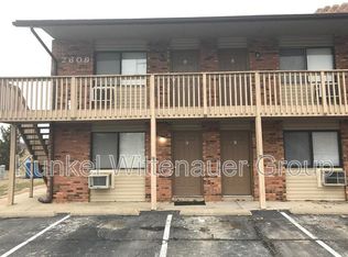 2609 Sierra Dr #E, Belleville, IL 62221