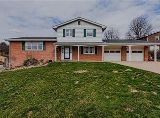 162 Crest View Dr, Greensburg, PA 15601