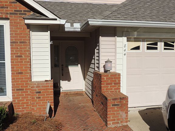 3rd image of 844 Wilmon Ct