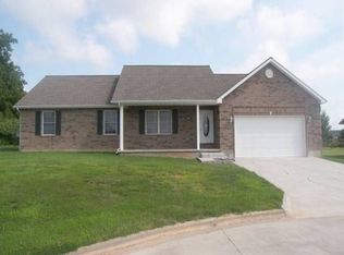 1145 E Maupin St, Bolivar, MO 65613