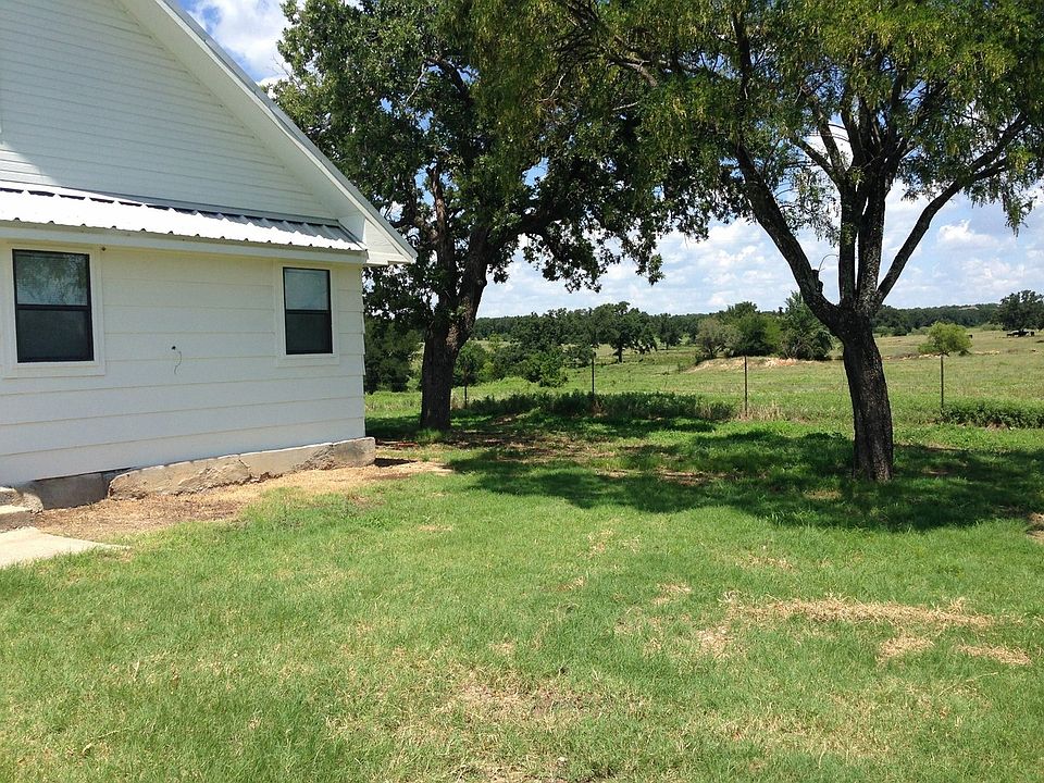 2nd image of 1176 County Road 3141