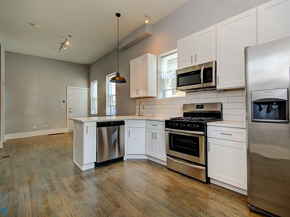 1901 West 21st Place Kitchen Photo