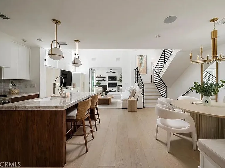 428 Fernleaf Ave — Photo 17