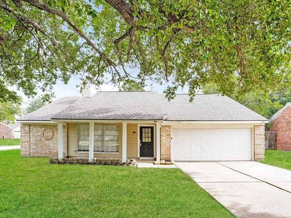 17914 Holly Forest Dr