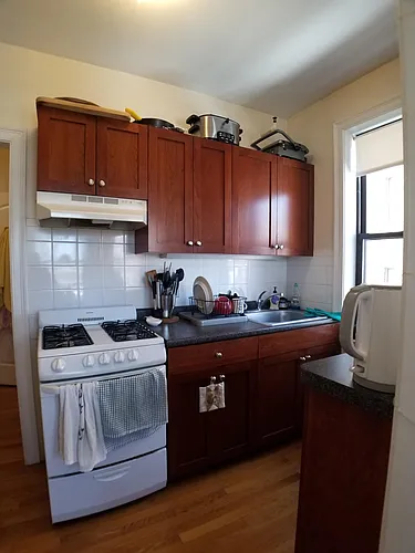 4 Park Vale Ave Photo 1