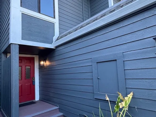 305 Marylyn Cir, Petaluma, CA 94954